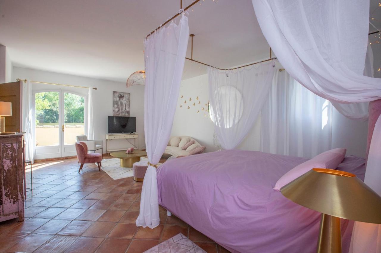 Mas L Aigo Claro Hotel Mouries Bagian luar foto